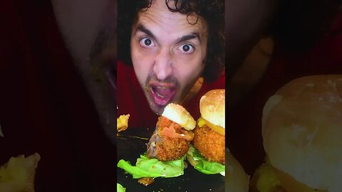 Gourmet Chef Trying Cheese Stuffed Cheetos Burger ! * HE GOES CRAZY *