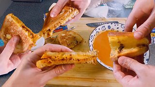 Kimchi Tomato Soup and Chili Crunch Grilled Cheese: An ultimate comfort food combo !