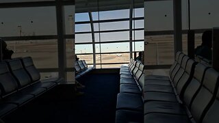 하네다공항 제3터미날 출국 대기장소, 도쿄