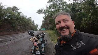 Chuva pesada de HARLÃO na serra gaúcha, visita a V2 MotoHub, Caxias do Sul