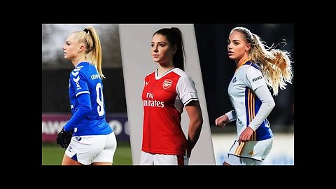 Top 10 Most Beautiful Women in Football!