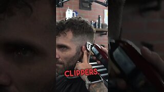 HOW TO USE THE CORNERS OF THE CLIPPER TO FADE