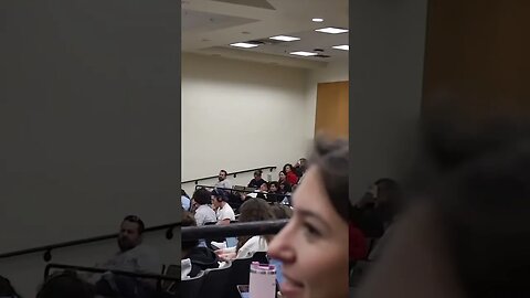 Podcasting in a lecture prank #comedyprank #comedyvideo #prankvideo #funnyprank #publicreaction