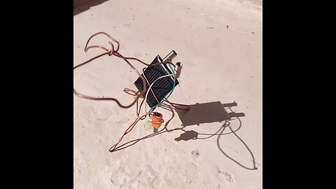 Crazy Solar Powered Cute Motorized Robot