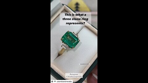 Best three stone Colombian emerald and trapeziod diamond engagement statement anniversary ring 18k