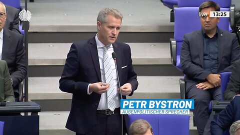 Petr Bystroň interpeloval v Bundestagu kancléře Olafa Scholze kvůli tankům pro Ukrajinu