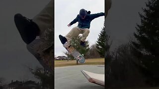 Willow stomped this double heelflip bolts #skateboarding #skate #skateboard