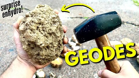 Breaking OPEN geodes & ENHYDRO geode! (water inside)