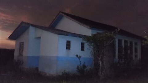 escola abandonada em Taquari/RS