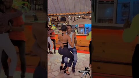 Kompa danse with 🌻🕺🏽💃🏽: @thania_nasibu and @yannick3432 🔥💕 #kompa #konpa #haiti #shorts