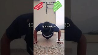 Di 4 de 50 push-ups todos los días por un mes