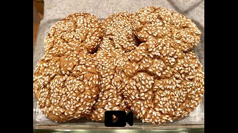 Crispy Cookies with Tahini and Sesame Seeds / Τραγανά Μπισκότα Με Ταχίνι Και Σουσάμι