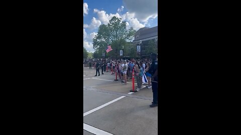 Trump supporters and ceasefire protesters both chant “F*** Joe Biden,” in solidarity