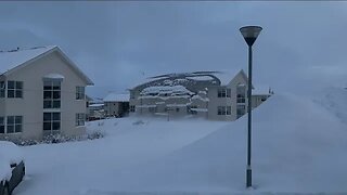 Snow Falling Off a Roof in Iceland (satisfying)