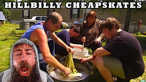 Hillbilly Cheapskates SHARE BATH WATER | Extreme Cheapskates | TLC