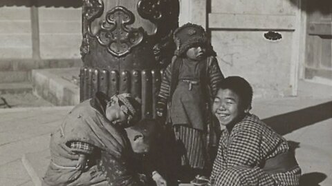 Japan 100 years ago, Japanese people in photographs, gathering at shrines and temples Japan travel