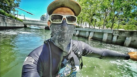 Diving Urban Canal until NASTY SITUATION happened 🤮💩