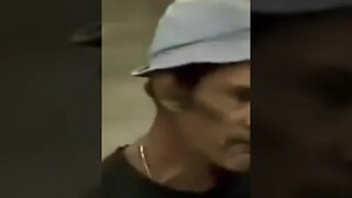 Chaves - vocês sabem como ficam as minhocas quando amassam ela?