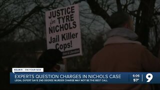 Experts question charges in Nichols case