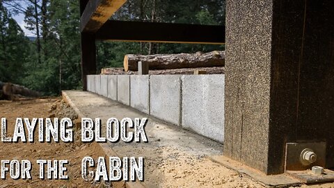 S2 EP41 | BUILDING AN OFF GRID TIMBER FRAME CABIN | LAYING BLOCK FOR STONEWORK