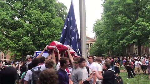 HEROES! BEAUTIFUL PATRIOTIC MOMENT! UNC Students Save American Flag from Anti-Israel Protesters