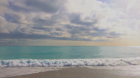 4k UHD Tropical Beach on an Island, Ocean Sounds, Ocean Waves, White Noise for Sleeping – Paradise