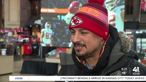 Chiefs fans in Kansas place bets on AFC Championship game