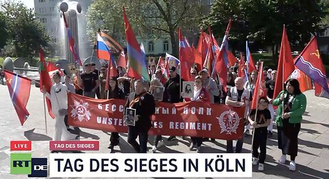 Aktion "Unsterbliches Regiment" in Köln: Hunderte von Menschen gedenken Ihrer Verwandter