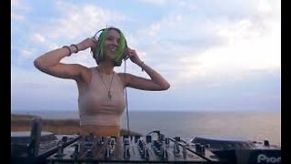 Miss Monique - Progressive/Melodic House Mix