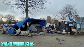 (4K) HOMELESS TENT CITY IN DOWNTOWN VANCOUVER AT CRAB PARK ⛺️🇨🇦🙏