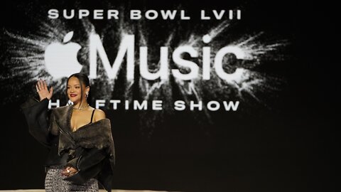 Fans are fired up for Rihanna's return at Super Bowl LVII