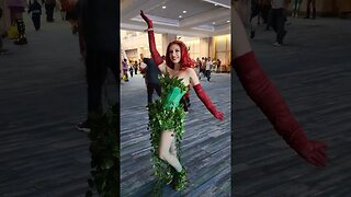 Poison Ivy Cosplay Comic Con