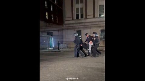 NYPD carries Protesters out Of Columbia University !!!