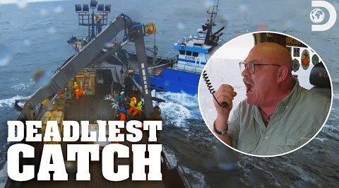 The Wizard Hits Another Boat! Deadliest Catch