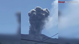 INDONESIA - GRANDE VULCÃO EM ERUPÇÃO