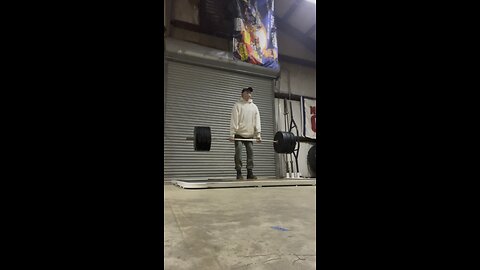 Critique my deadlift form￼