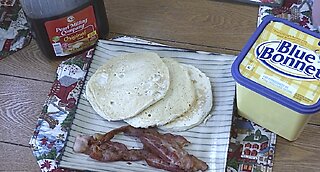 Basic pancakes and bacon