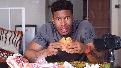 POPEYES CHICKEN SANDWICH IN DEPTH REVIEW [Low Tier God Reupload]