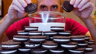 ASMR | CHOCOLATE COOKIES & MILK | CRUNCHY EATING SOUNDS | MUKBANG