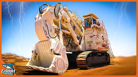 HYDRAULIC EXCAVATORS - The 5 Biggest and Most Powerful Excavators in the World 2024