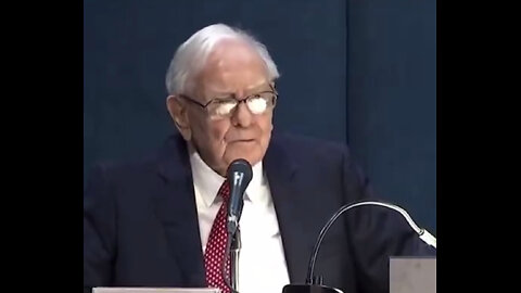 Warren Buffet praised Apple. "Apple is an even better business" than Coca Cola and American Express