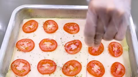 Torta recheada com presunto e queijo