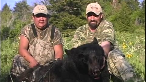 Doyle Moss Goes Black Bear Hunting