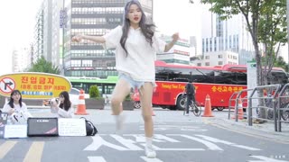 Korean girl dancer