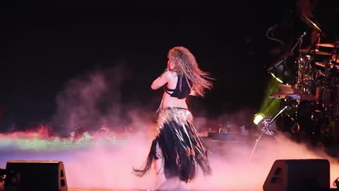 Shakira Belly Dancing