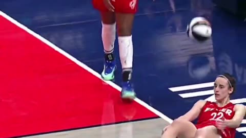 Caitlin Clark gets aggressively shoved in WNBA game