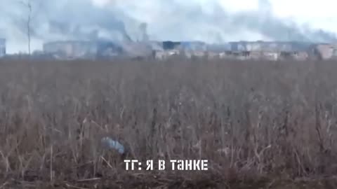 Video from the area of Ugledar. Heavy fighting can be heard in the background.