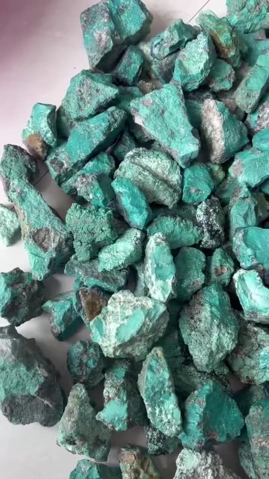 natural raw turquoise greenish color very hard different types of Rough Turquoise for jewelry