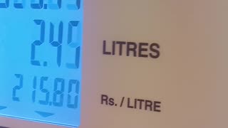 Petrol price is very high | High price in pakistan | full high in pakistan