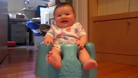 Funny cute babies video - Try not to laugh